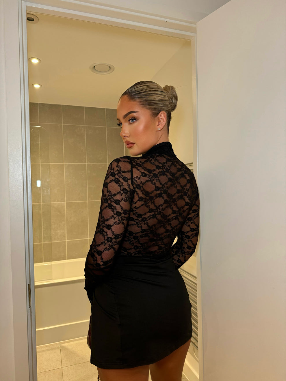 Robe Olivia en dentelle noire