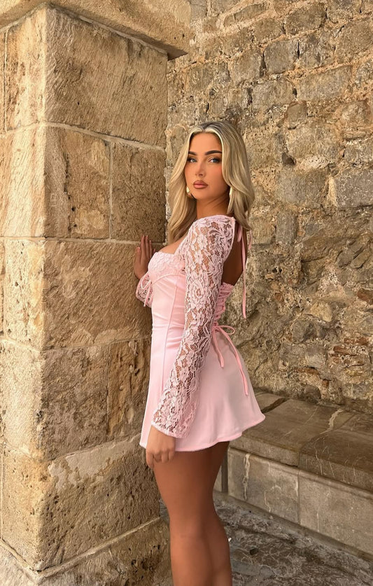 Robe Lara en dentelle rose